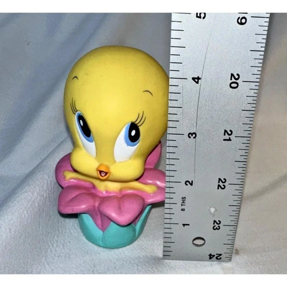 TWEETY BIRD in Flower Pot Looney Tunes Warner Brothers Plastic Vintage Rare 1998